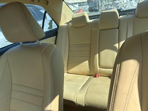 2015 Toyota Camry Hybrid XLE