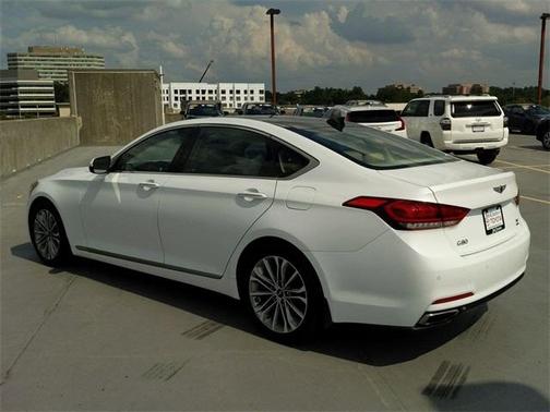 Photo 2 of 33 of 2017 Genesis G80 3.8