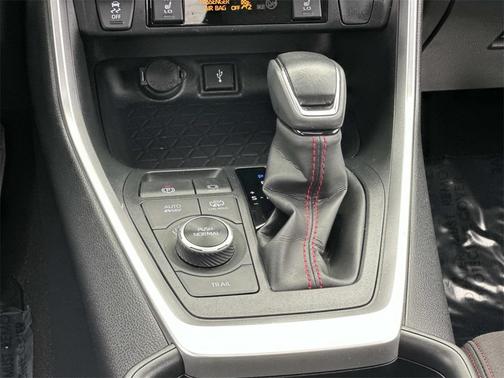 2022 Toyota RAV4 Prime SE