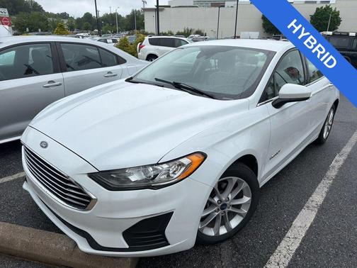 OXFORD WHITE 2019 Ford Fusion Hybrid SE