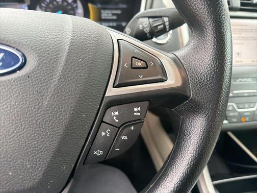 OXFORD WHITE 2019 Ford Fusion Hybrid SE