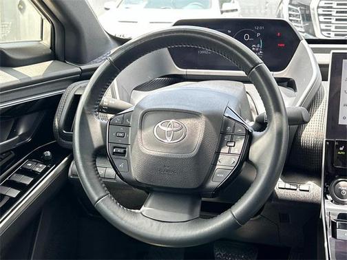 2024 Toyota bZ4X XLE