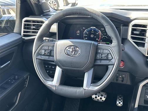 2026 Toyota Tundra Hybrid Platinum