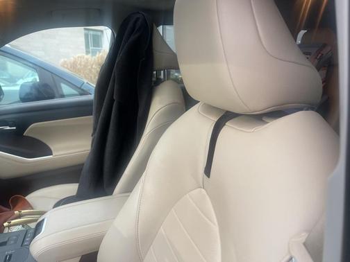 2020 Toyota Highlander Hybrid XLE