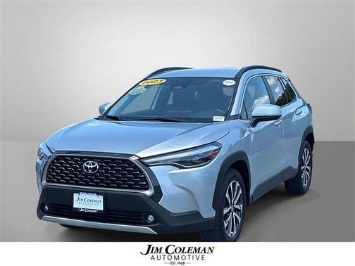 2024 Toyota Corolla Cross XLE