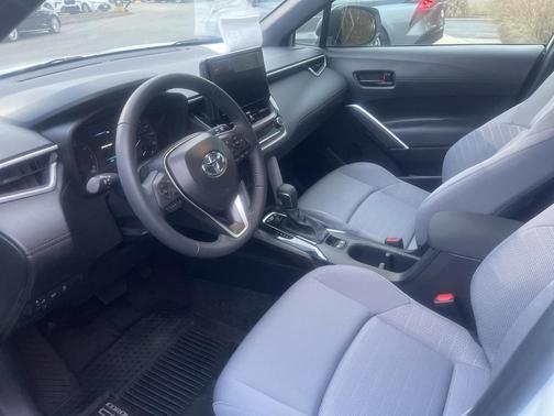 2025 Toyota Corolla Hybrid SE