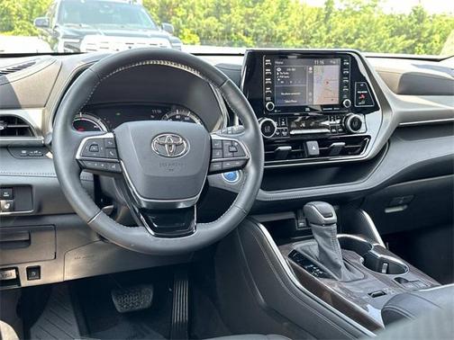 2020 Toyota Highlander Hybrid Limited