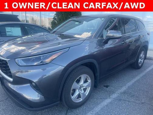 2022 Toyota Highlander LE