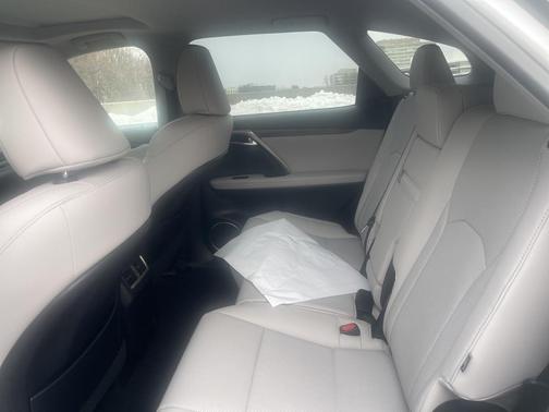 2022 Lexus RX 350L Base