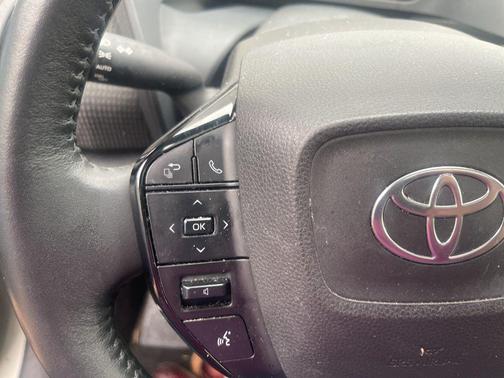 2023 Toyota bZ4X Limited