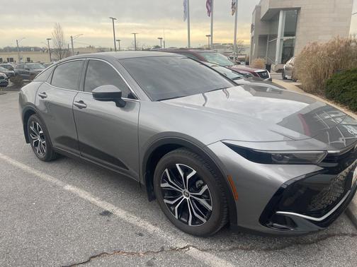 2024 Toyota Crown XLE