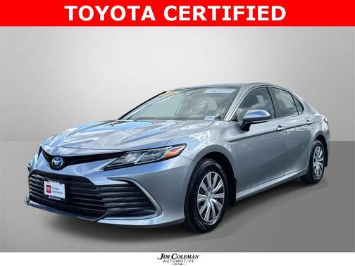 2024 Toyota Camry Hybrid LE