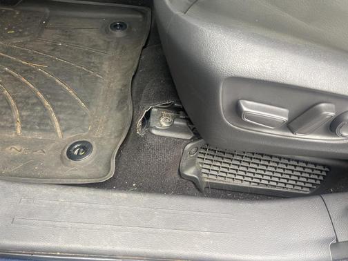 2021 Toyota Sienna XLE 8 Passenger