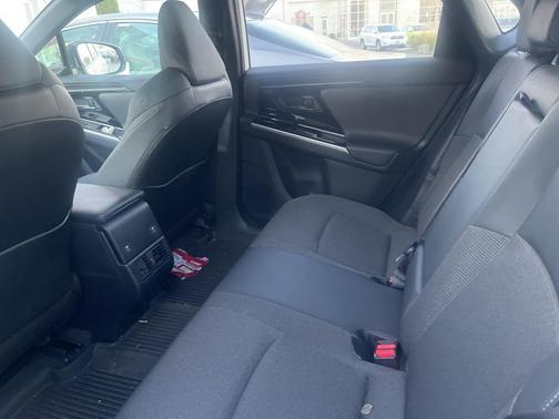 2025 Toyota bZ4X XLE