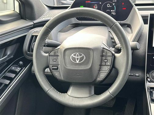 2025 Toyota bZ4X XLE