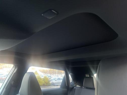 2025 Toyota bZ4X XLE