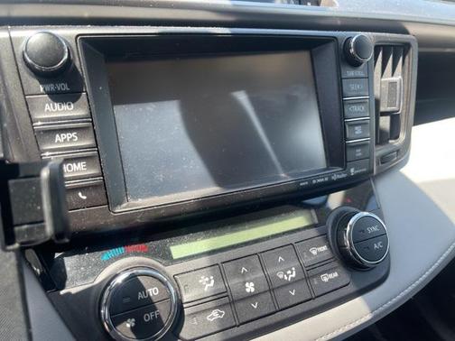 2017 Toyota RAV4 Hybrid XLE