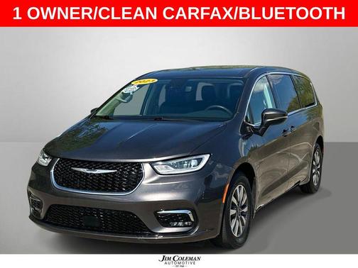 Granite Crystal Metallic Clearcoat 2023 Chrysler Pacifica Hybrid Touring L