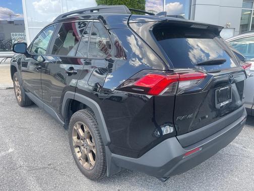 2023 Toyota RAV4 Hybrid Woodland Edition