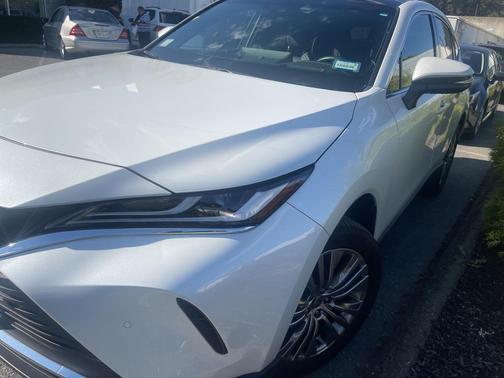 2023 Toyota Venza Limited