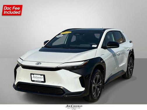 Wind Chill Pearl 2025 Toyota bZ4X XLE
