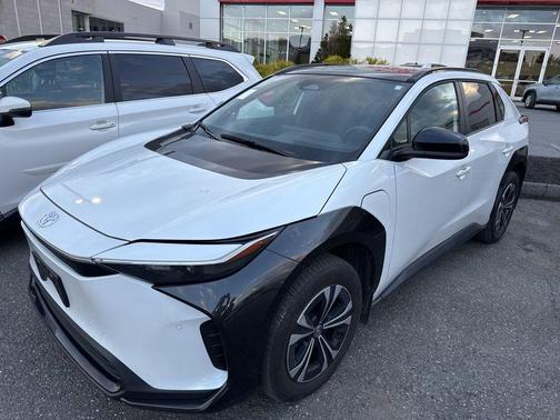 Wind Chill Pearl 2025 Toyota bZ4X XLE
