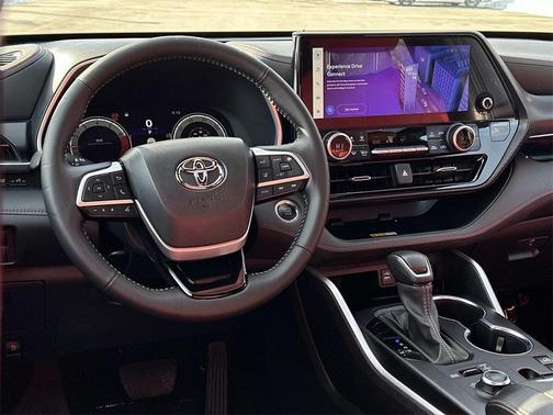 2025 Toyota Highlander XSE
