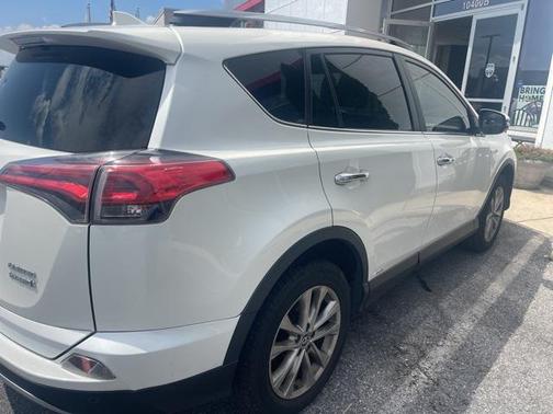 2017 Toyota RAV4 Hybrid Limited