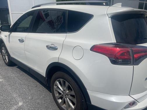 2017 Toyota RAV4 Hybrid Limited