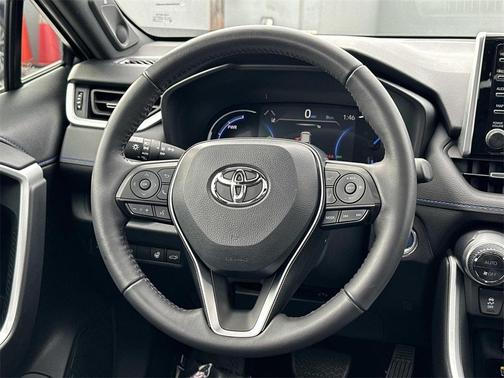 2021 Toyota RAV4 Hybrid SE