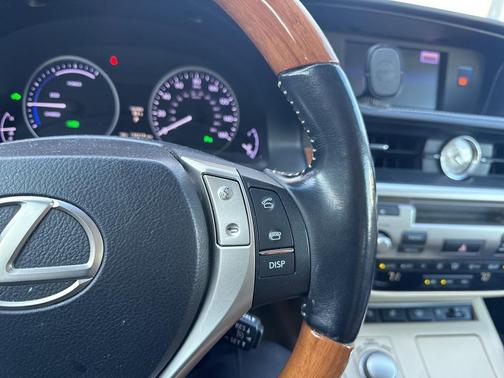 2013 Lexus ES 300h Base