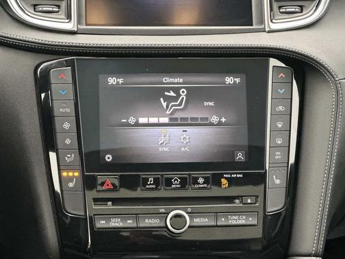 2023 INFINITI QX50 LUXE AWD