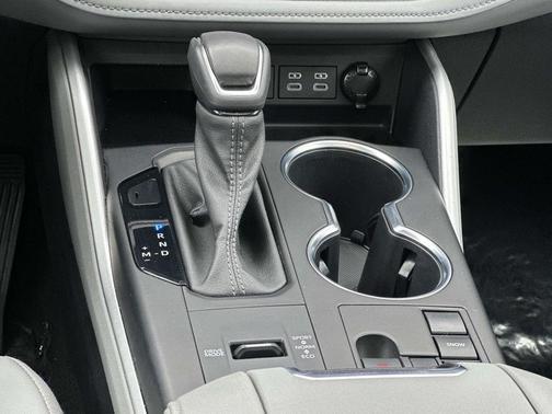 Moon Dust 2023 Toyota Highlander XLE