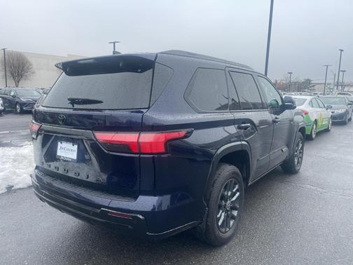 2024 Toyota Sequoia Platinum