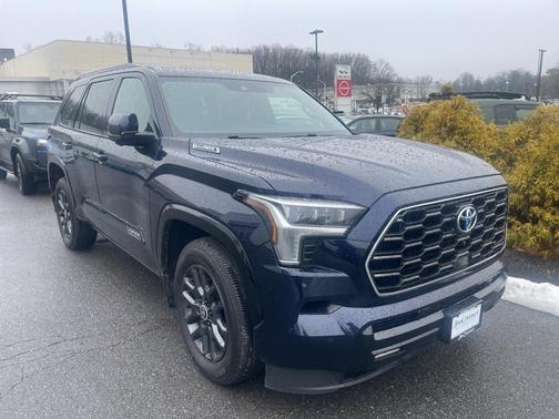 2024 Toyota Sequoia Platinum