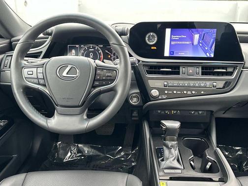 2023 Lexus ES 350 Base