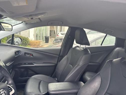 2017 Toyota Prius Three Touring