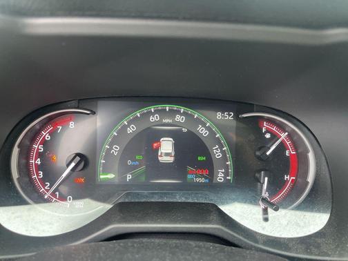 Wind Chill Pearl 2025 Toyota RAV4 XLE Premium