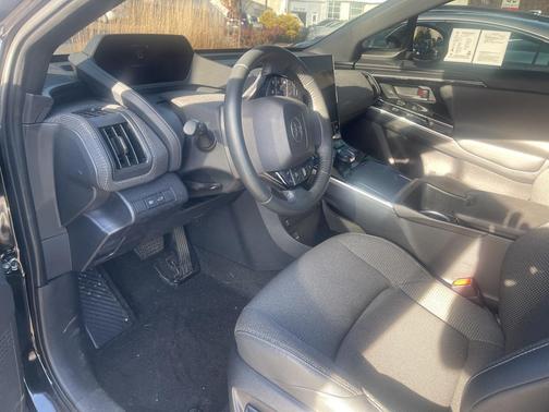 2024 Toyota bZ4X XLE