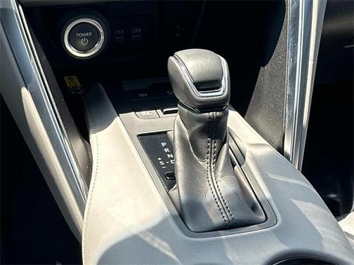 2023 Toyota Venza LE