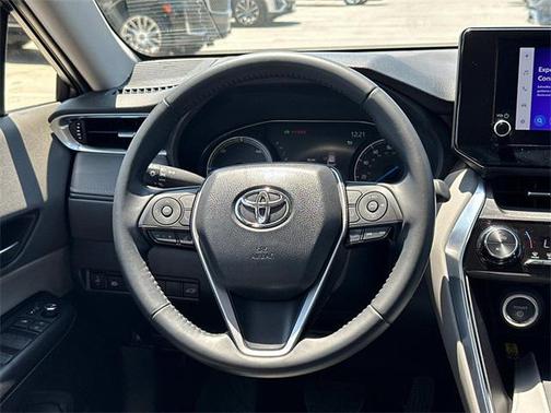 2023 Toyota Venza LE