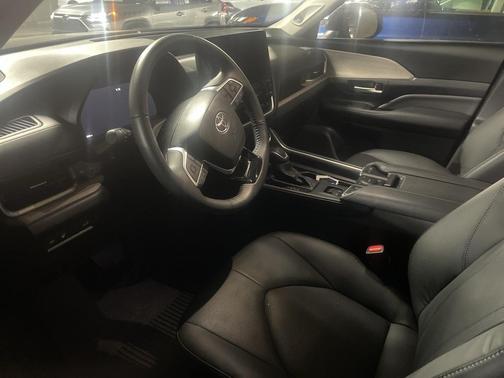 2025 Toyota Grand Highlander Limited