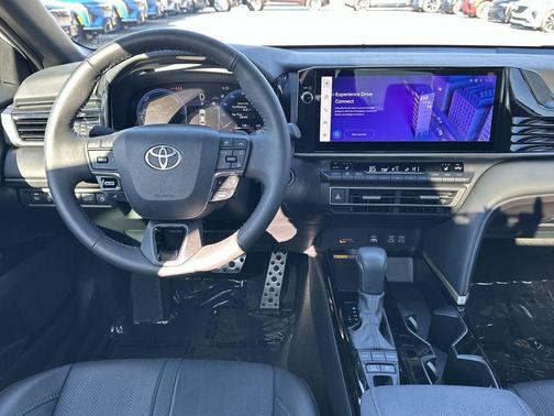 Wind Chill Pearl 2025 Toyota Camry XSE