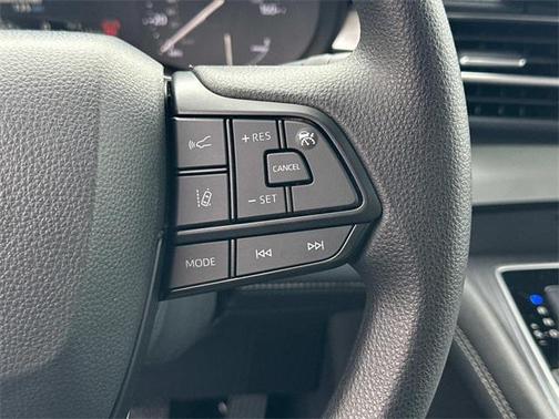 2025 Toyota Sienna LE