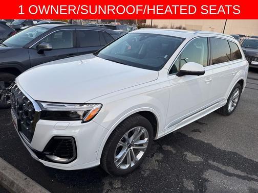2025 Audi Q7 55 Premium Plus