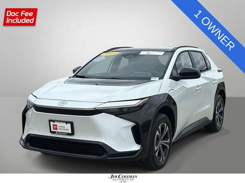 Wind Chill Pearl 2023 Toyota bZ4X XLE