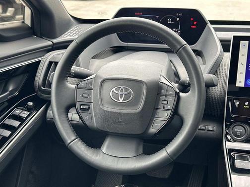 Wind Chill Pearl 2023 Toyota bZ4X XLE