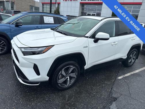 Ice Cap 2023 Toyota RAV4 Prime SE
