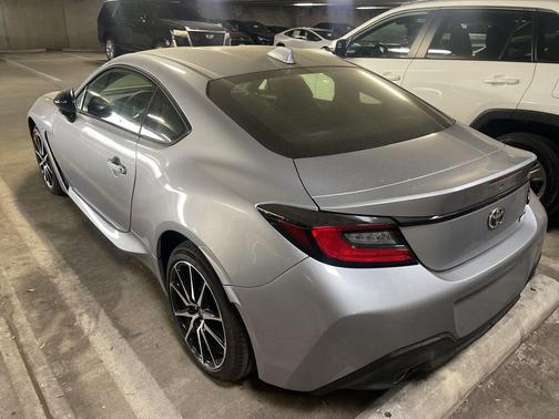 2025 Toyota GR86 Base