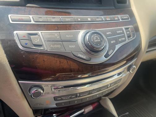 2017 INFINITI QX60 Base